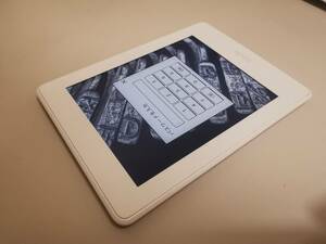amazon Kindle Paperwhite Wifi model ( no. 7 generation ) 4GB white E-reader 