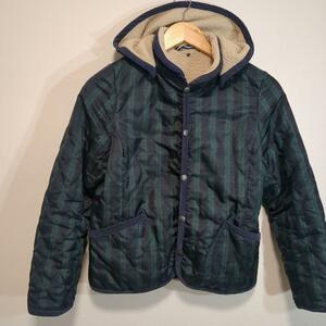  check pattern with a hood . quilting jacket green Kids 150~160cm a8