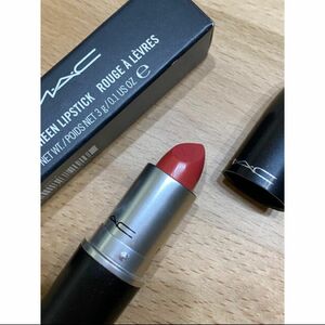 口紅 MAC リップスティックCREMESHEEN クロスワイヤーズ　新品 Mac