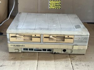 B24　NEC　PC-8801MKⅡSR　パーソナルコンピューター　通電確認済　ジャンク品