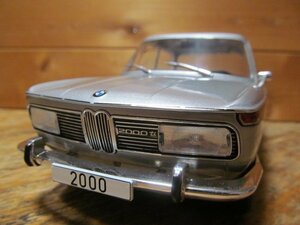 《全国一律送料800円》◇超希少 １／１８ BMW2000 Tilux type121　銀色 BMW