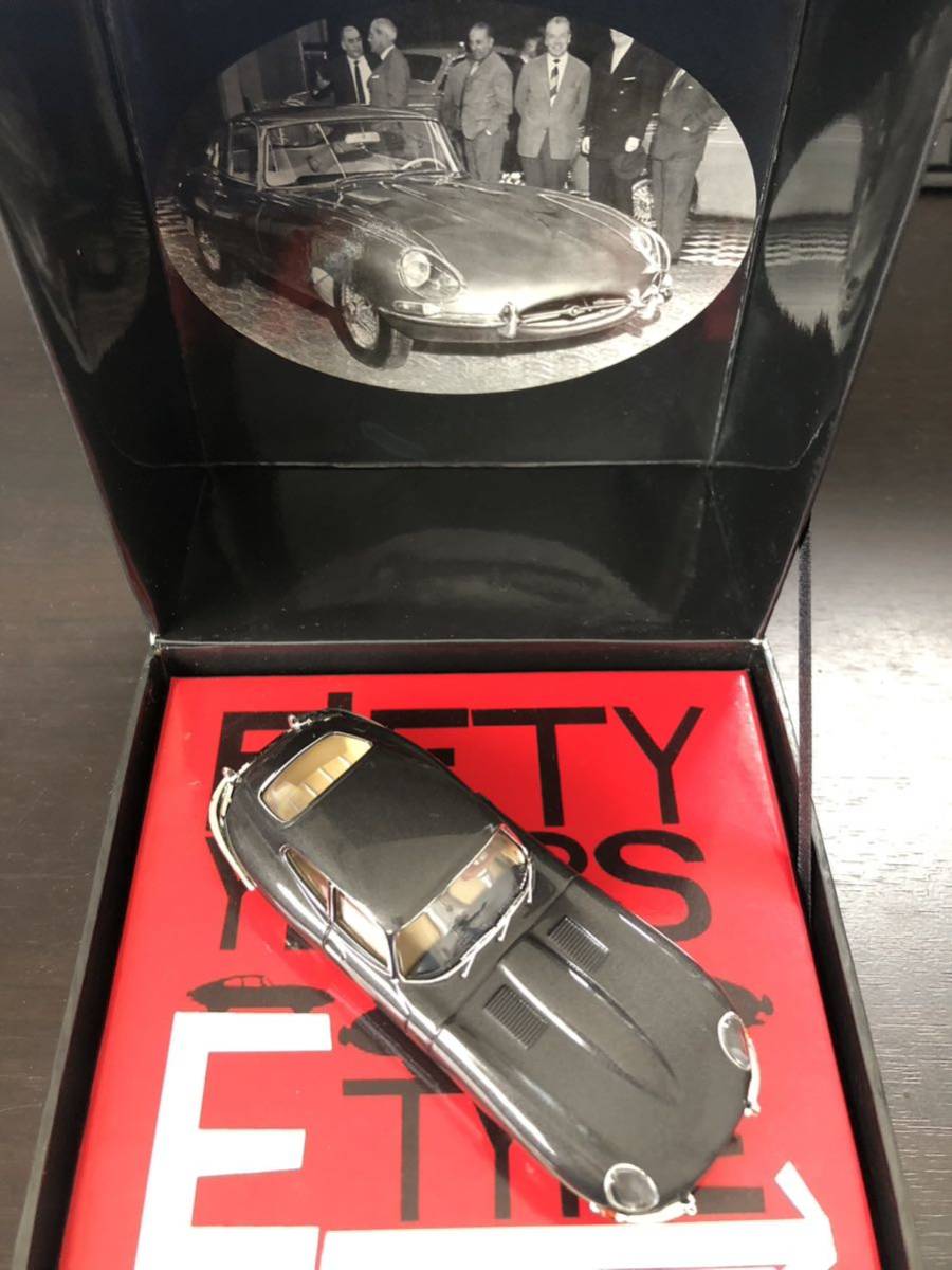 1/43 ixo JAGUAR E TYPE 50周年記念モデル ガンメタリック