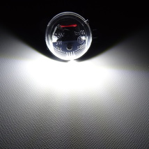 マツダ　レンズ一体型 LED 　ナンバー灯　ライセンスランプ　フレアクロスオーバー　ＭＳ系_画像1