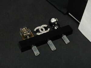 ■新品■未使用■ CHANEL シャネル ココマーク パフューム ドール ラインストーン イヤホンジャック ジャックカバー 3点セット BC6095アZ