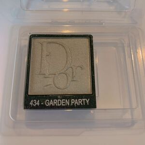 DIOR ディオールショウモノ　434 Garden party アイシャドウ　アイシャドー　アイカラー