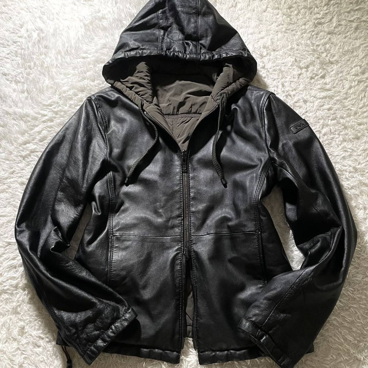 エンポリオアルマーニ レザー ジャケットの値段と価格推移は?|247件 ...