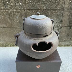 茶道具 風炉釜 風炉 サイズ直径35cm高さ30cm 茶道家整理品。
