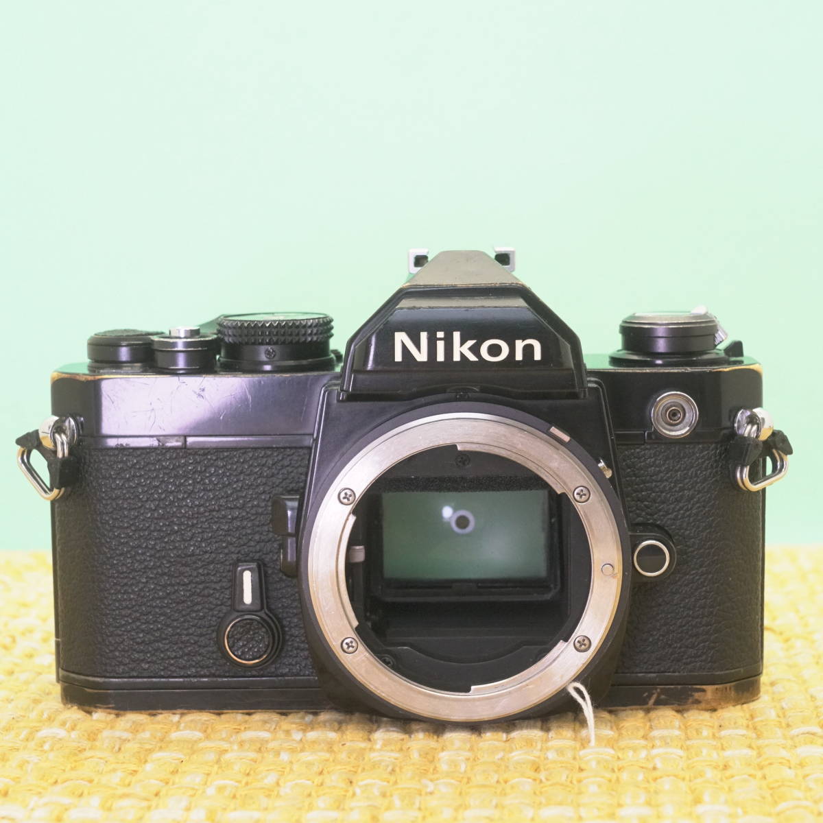 新着商品 実用品 NIKON FM シルバー フィルムカメラ モルト新品交換済