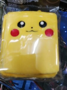 ポケモンカードゲーム スカーレット&バイオレット ぬいぐるみデッキケース ピカチュウ　