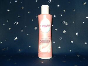 !! delicate zone * soap Lactacyd pro sensitive 250ml!!