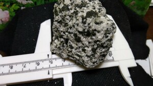 ０３04-B.閃緑岩、115.4g