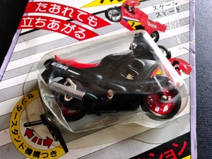 ホンダ CBR1000F アクションバイク 80年代 当時品 ウイリー＆ジャンプ !! ☆ 1/32 scale HONDA CBR1000F たおれても立ち上がる 旧車バイク