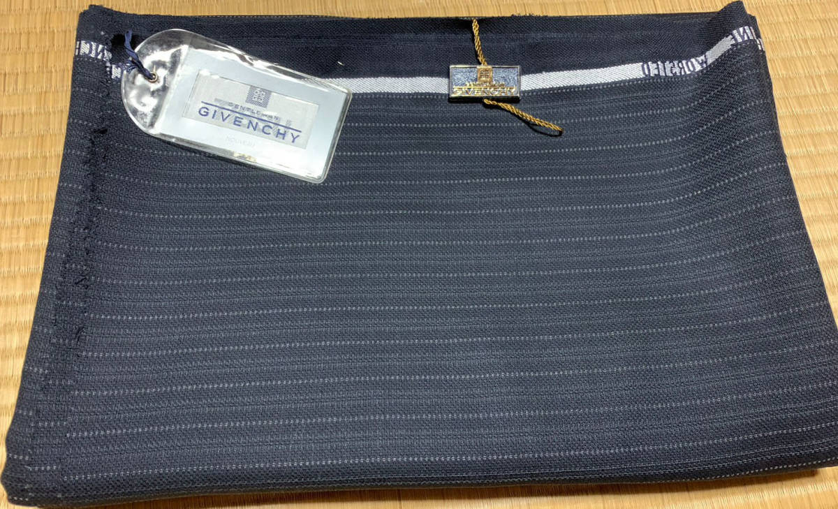 ヤフオク! -「(givenchy ジバンシィ)」(ホビー、カルチャー) の落札