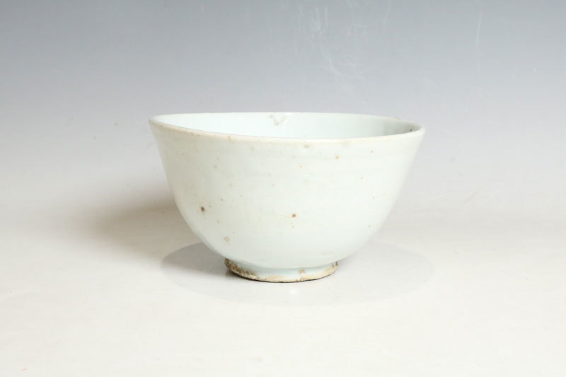 セール!・ 李朝初期 白磁大茶碗 口径 15cm 超ポイント祭 期間限定