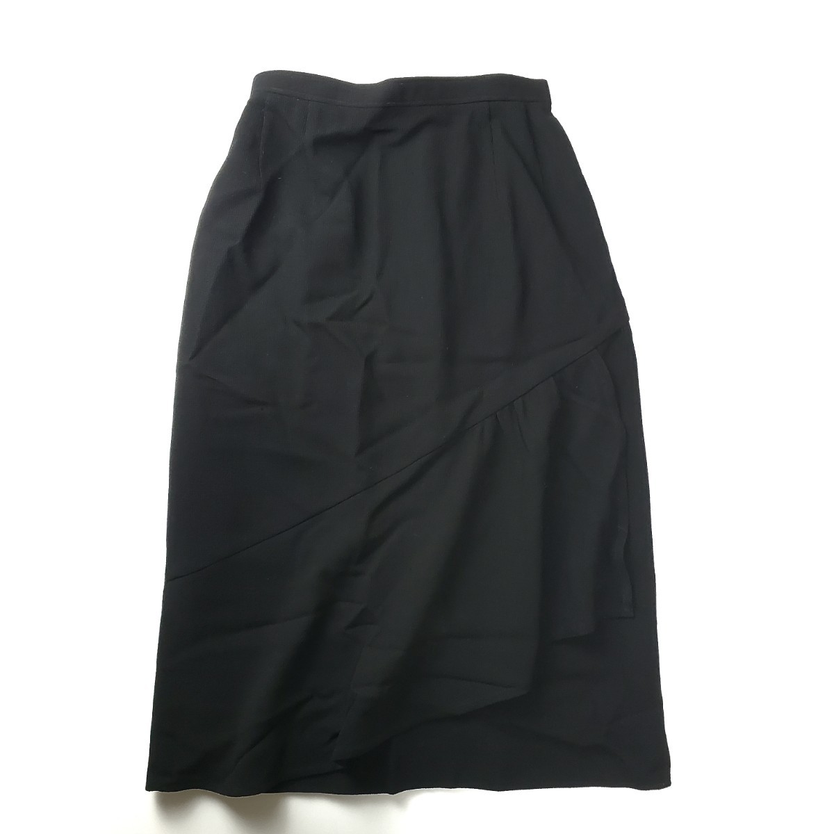 ヤフオク! -nina ricci スカートの中古品・新品・未使用品一覧