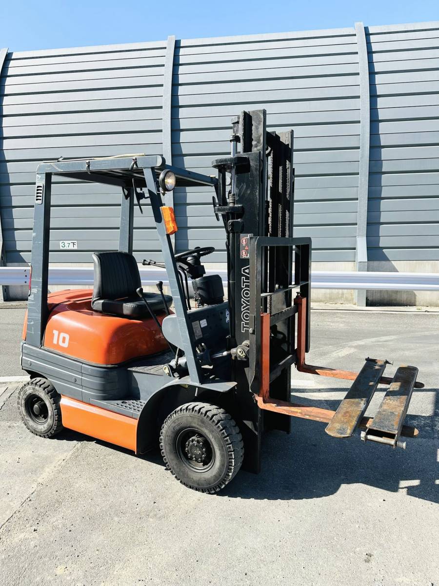 ヤフオク! -トヨタフォークリフト(建設機械、重機)の中古品・新品・未 ...