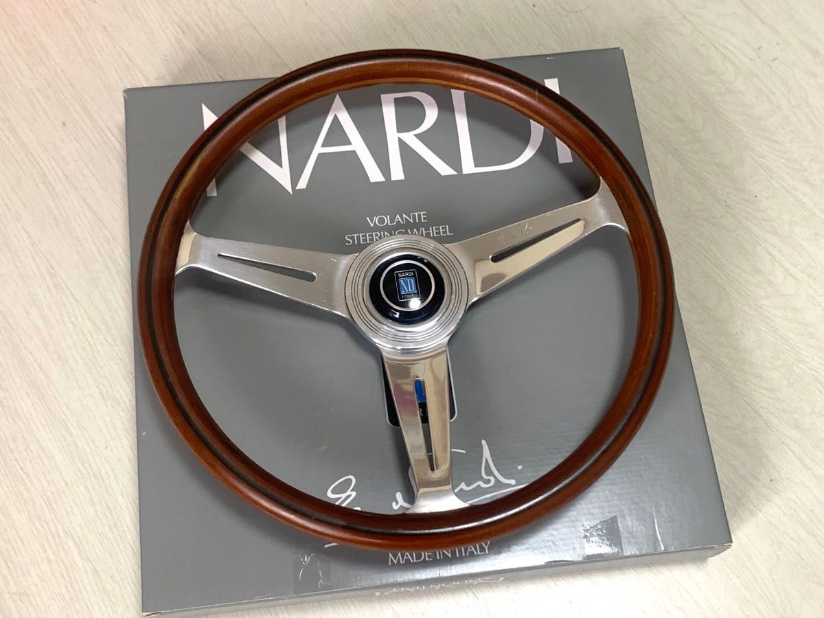 ナルディNARDI ウッドハンドル 新品未開封品-