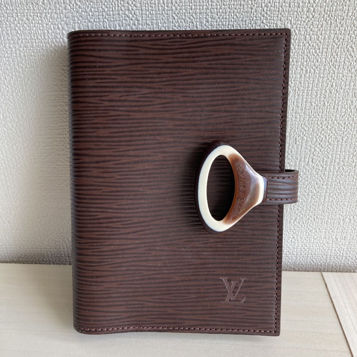 中古良品 希少 ルイヴィトン LOUIS VUITTON 手帳カバー エピ