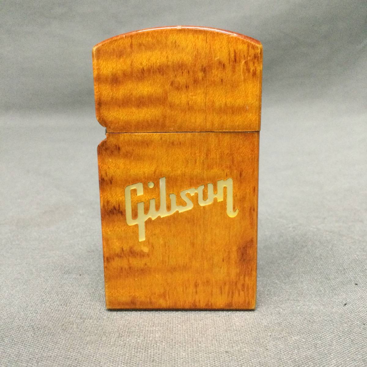 ヤフオク! -「gibson」(Zippo) (ライター)の落札相場・落札価格