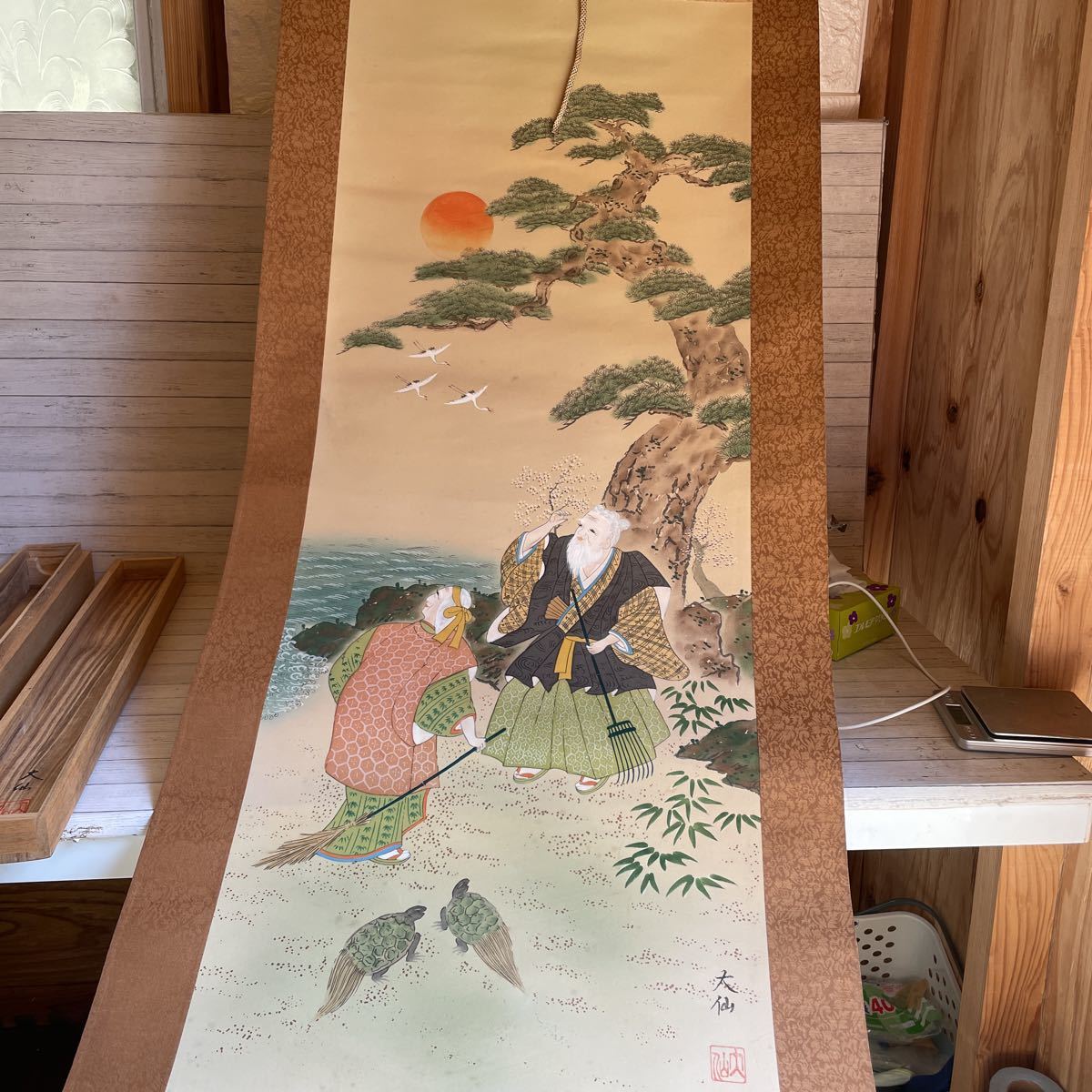 税込) 掛軸四季十二本セット<山水/花鳥/人物/風景/鶴亀>風鎮4対