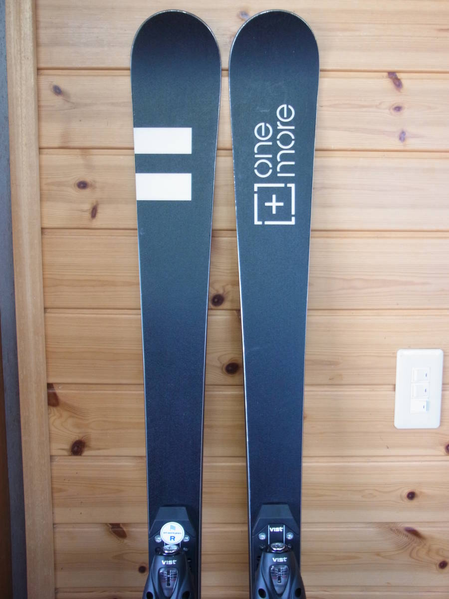 濃いピンク系統 スキー ONE MORE TRE 165 cm 片方のみ - 板