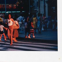 真作保証品『牛腸茂雄 カラープリント作品 写真集「見慣れた街の中で」収録 写真展使用品』_画像6