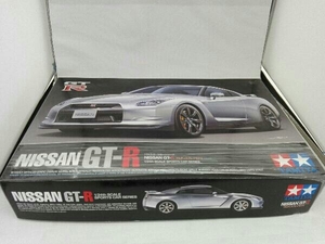 プラモデル タミヤ NISSAN GT-R 1/24 スポーツカーシリーズ No.300