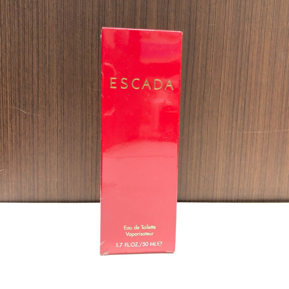 新品未使用 半額以下の破格!ESCADA エスカーダ 半袖 S ラベル付き