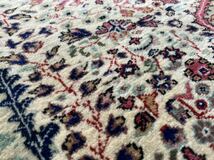 美しいコンヤラディック絨毯！通常のラディックより細かい織りまるでヘレケ宝石の様な手織絨毯！新品未使用品見事な絨毯３月いっぱいの価格_画像7