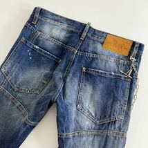 5ci21 DSQUARED2 ディースクエアード *TIDY BIKER JEAN* ロゴプレートウォレットチェーン付 ダメージ加工 デニムパンツ ジーパン L メンズ_画像4