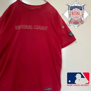 MLB ナショナルリーグ/メジャーリーグベースボール　オフィシャルTシャツ　赤　全チーム　ロゴ　刺繍パッチ　野球　ヌートバー　M