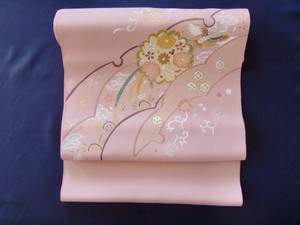 Art hand Auction [New] [Tailored] Hand-painted Yuzen-dyed Nagoya obi with snowflakes and auspicious motifs, pale wisteria, Japanese silk, for lessons, parties, silk, Nagoya obi, unused, untailored, elegant, band, Obi, Untailored