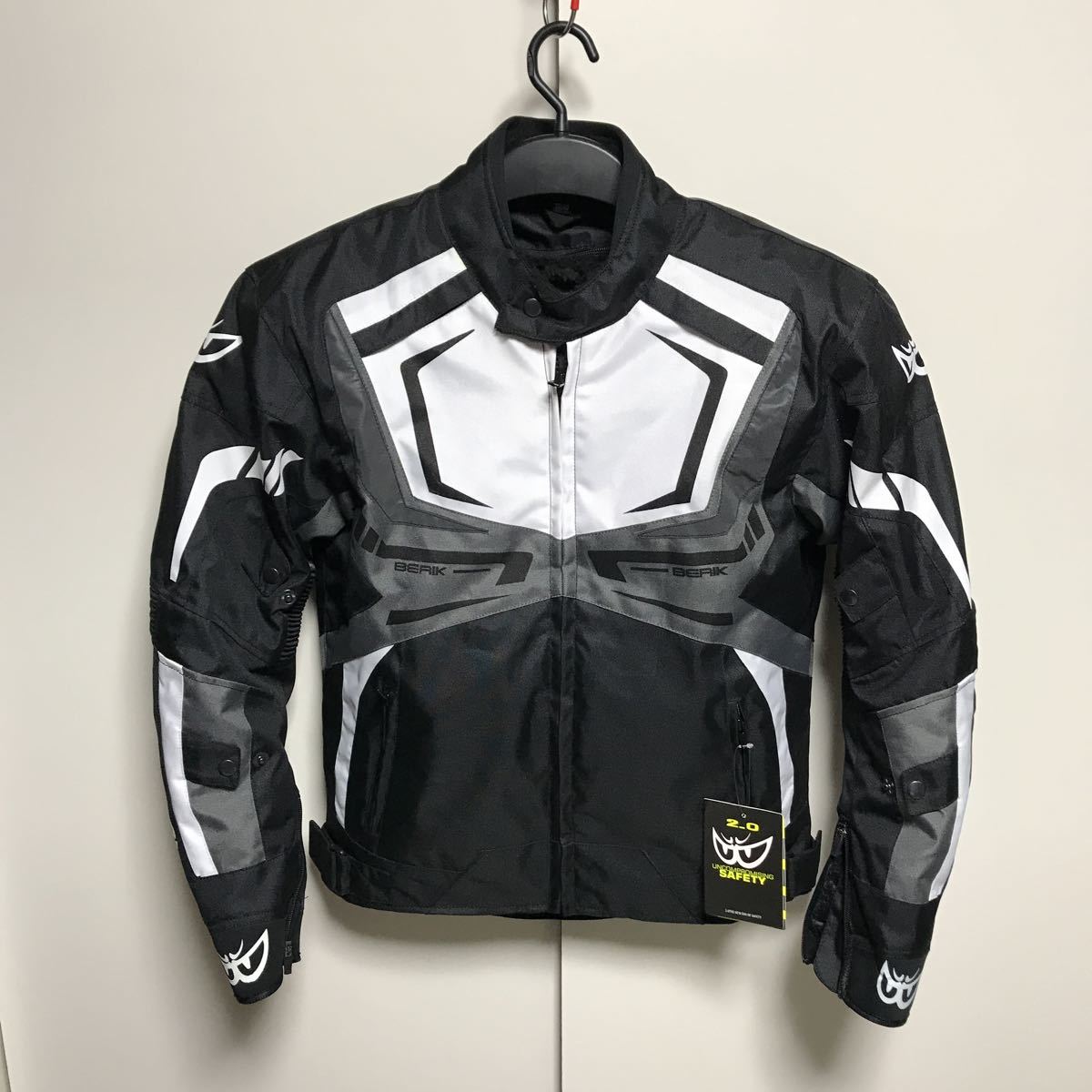 恵みの時 BERIK ジャケット 58 冬用 - 通販 - www.stekautomotive.com