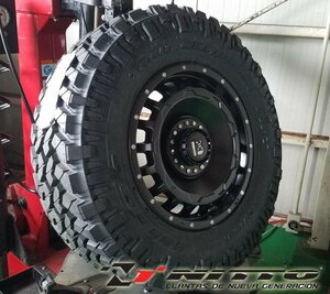 限定カラー JEEP ラングラー JL JK LEXXEL SwaGGer NITTO トレイルグラップラー 265/70R17 タイヤホイール 17インチ