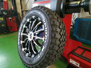 200系ハイエース レジアスエース タイヤホイール 新品4本セット 車検対応 マッドスター ラヂアル MT 215/65R16 16インチ BD12