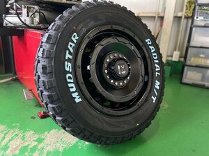 タイヤホイールセット 日産 キャラバン CARAVAN マッドスター ラジアル MT 215/65R16 ホワイトレター 16x6.5 +45 139.7-6H LEXXEL SwaGGer