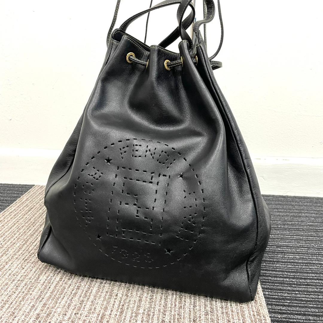 ヤフオク! -「巾着 バッグ ショルダー」(フェンディ) (ふ)の落札相場