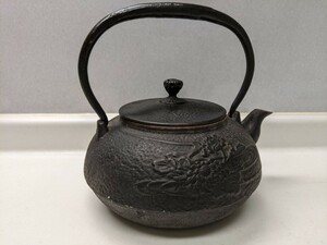 南部鉄器 南部 三厳堂 鉄瓶 鉄鋳物 菊水 茶道具 茶道具 刻印あり