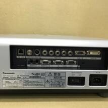 【2212200715】 ＰａｎａｓｏｎｉｃPT-DW6300S DLP方式プロジェクター 6000lm ランプ使用①803H②803 2画面投射可能。。_画像4