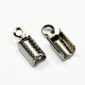 アクセサリーパーツ 金具 カシメ ４ｍｍ 紐止め 黒色 ブラックカラー 基礎金具