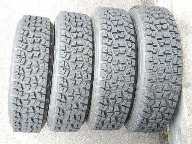 ヤフオク! -「56-r」(タイヤ) (タイヤ、ホイール)の落札相場・落札価格