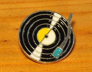 USA インポート Pins Badge ピンズ ピンバッジ ラペルピン 画鋲 DJ レコード レトロ ROCK ロック アメリカ 089-2