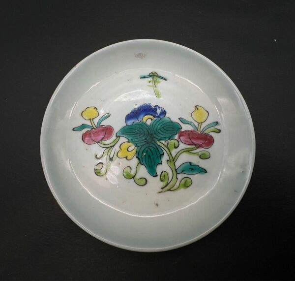 中国美術 古玩 粉彩花卉紋樣皿