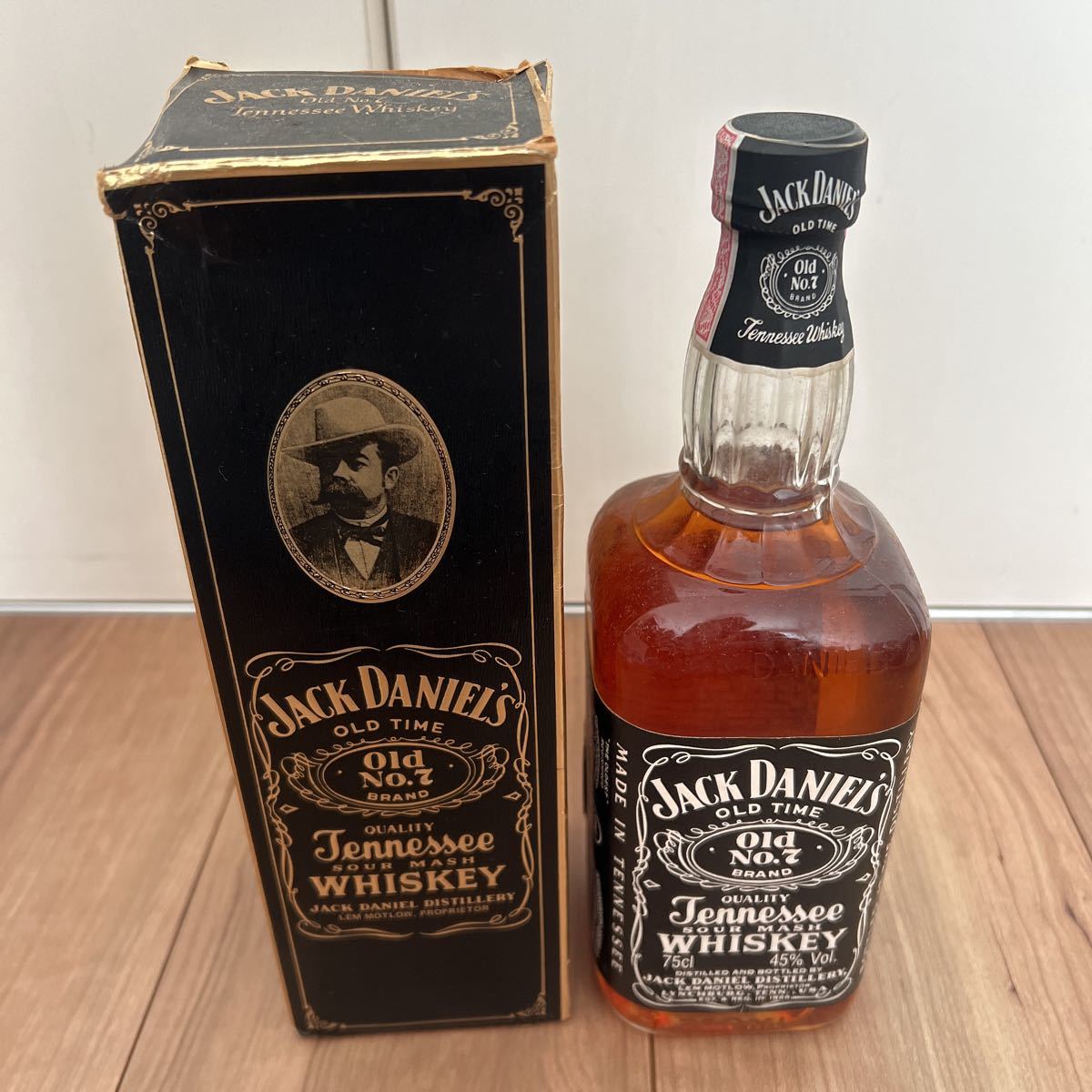 ジャックダニエル OLD No.7の値段と価格推移は?|202件の売買情報を