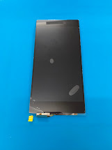新品・未使用　Xperia Z 5 premium　 純正再生品　フロントパネル　黒