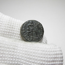 【古代ローマコイン】Valens（ヴァレンス）クリーニング済 ブロンズコイン 銅貨 フォリス(cEDxfNGQ9H)_画像8
