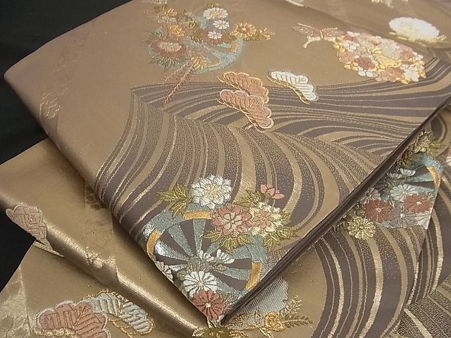 紬地に唐花更紗模様が描かれた付け下げ 記載 | www.transgiro.com.br