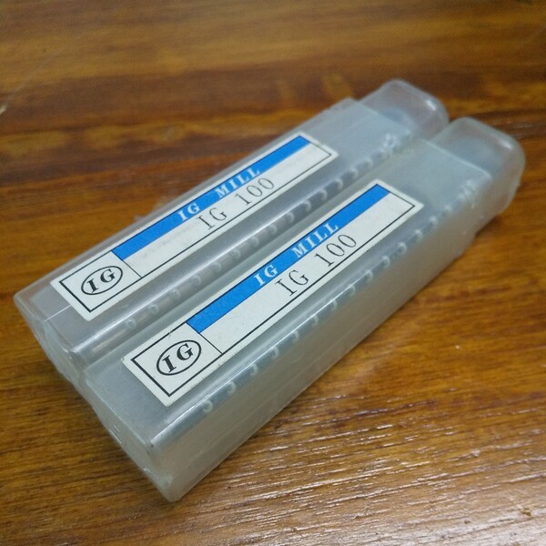 【値下!! 値上り大変ですよね? IGARASHI TOOL 超硬 四枚刃 エンドミル IG-100 Φ10.0 二本セット 使用浅もしくは未使用 保管品】