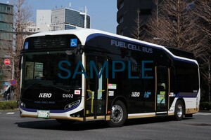 京王バス D22002