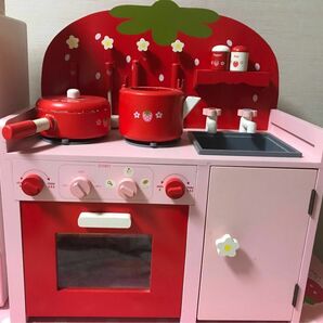 マザーガーデン　キッチン　木のおもちゃ　木製　おままごと　野いちご　野苺　おままごとキッチン　おままごとセット イチゴ 赤 ピンク